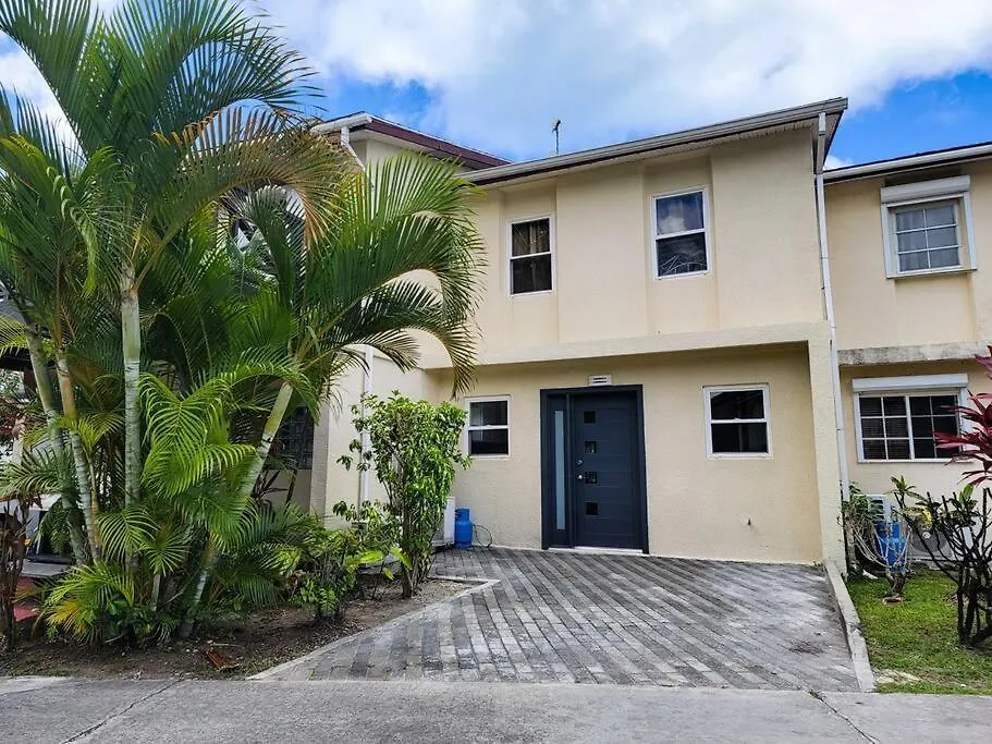 Villa Aqua Videre - Cozy 2 Bedroom Villa, Jolly Harbour